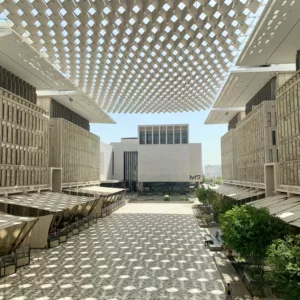 ART BASEL s’implante dans le Golfe